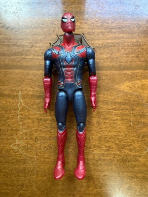 Marvel Spider-Man Iron Spider Titan Hero Series φιγούρα δράσης