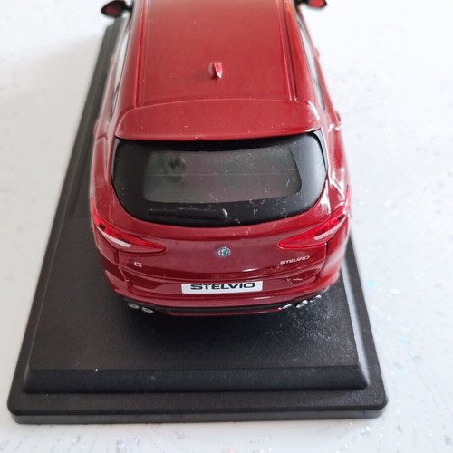 Alfa Romeo Stelvio 1:24 miniature car new without box