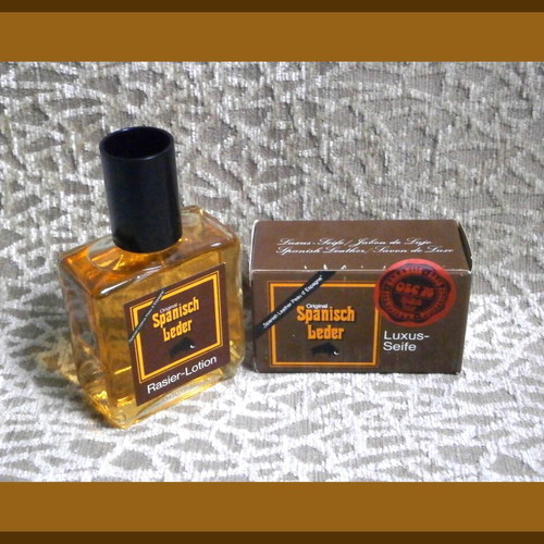 Spanish Leather aftershave 100ml and luxury soap 100g, vintage West Germany