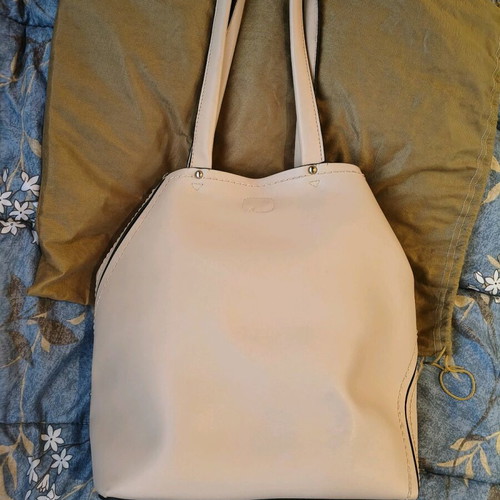 Savil leather shoulder bag, beige, bucket style