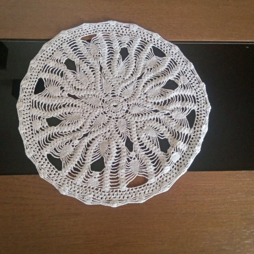 Knitted handmade doilies new, 3 pieces, 1 beige and 2 white