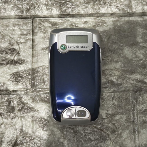 Sony Ericsson Z600 phone like new, without battery and cover