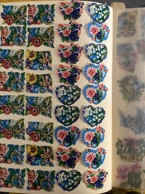 Vintage floral die-cut scraps set, 40+ pieces, 1970-1980