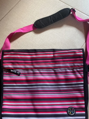 Maui and Sons large crossbody bag like new, striped pink and black