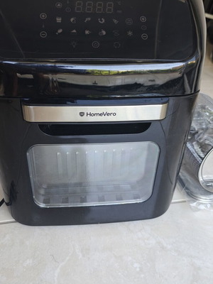HomeVero фритюрник 12л 1800W като нов с 12 програми и аксесоари