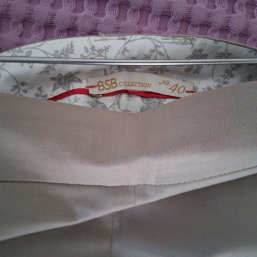 BSB suit set beige like new, jacket size 44, skirt size 40