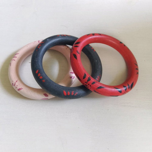 Toi&Moi wooden bracelets used, pack of 7, vintage