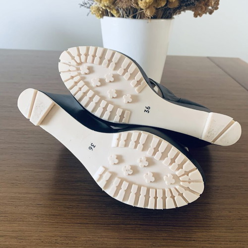 Ioanna Kourbela leather platform sandals new, black and white