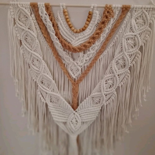 Macrame wall hanging like new, handmade, size 60×78