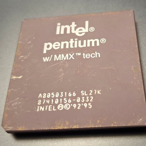 Επεξεργαστής Pentium MMX 166 MHz vintage μεταχειρισμένος 1997