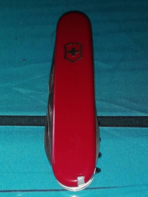 Ελβετικός σουγιάς Victorinox με 10 λειτουργίες σαν καινούργιο