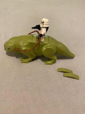 Lego Star Wars Dewback and Sandtrooper used set