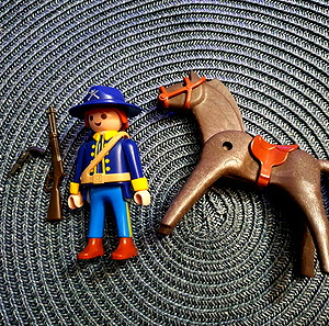 Αξιωματικός βορείων  playmobil