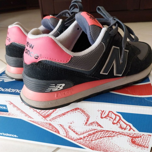 New Balance athletic shoes used, black-pink, size 38