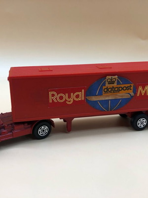 Vintage Corgi Volvo F12 Royal Mail Datapost used