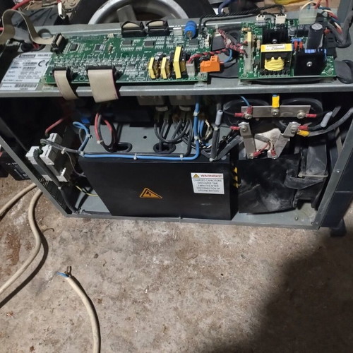 UPS Tescom CL106D used without batteries