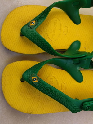 Παιδικές σαγιονάρες Νο 20 μεταχειρισμένες