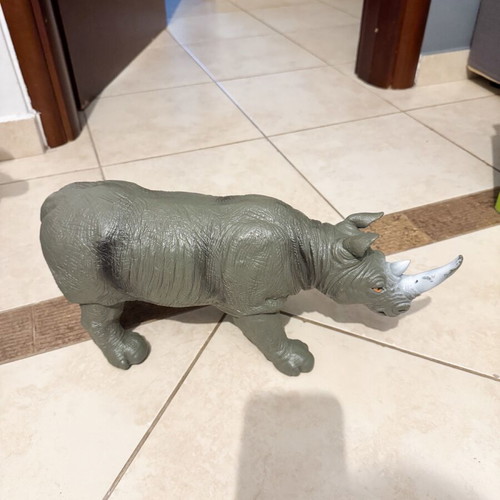 Plastic rhinoceros like new