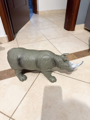 Plastic rhinoceros like new