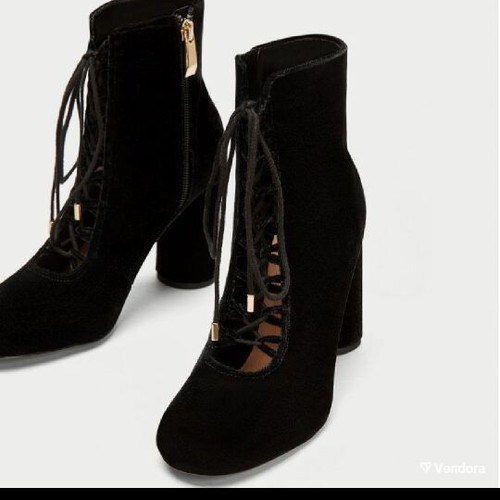 Zara ankle boots size 38 like new, black suede