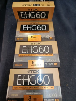 Λοτ 4 σφραγισμένες κασέτες κάμερας TDK E-HG60