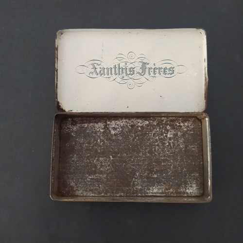 Xanthia "Tennis" vintage tin cigarette box 1920s