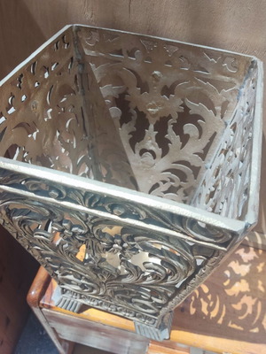 Umbrella stand used from 1970 era