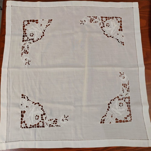 White cutwork machine embroidery tablecloth 81×81 cm