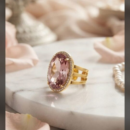 Ring gold-plated steel with pink stone like new