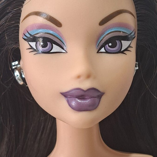 My Scene Shopping Spree Nolee doll used with flaws