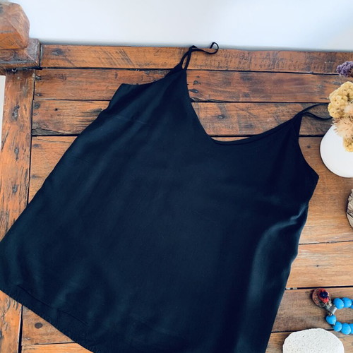 Philosophy black top like new, size S