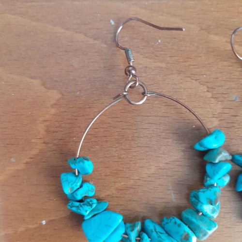 Hoop earrings with blue stones like new