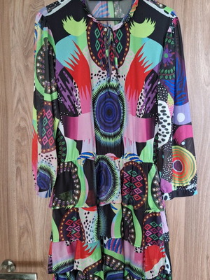 Φόρεμα Desigual Μακρυμάνικο με Πολύχρωμα Σχέδια Σαν Καινούργιο