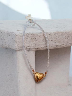 Handmade bracelet with white beads and gold magnetic heart clasp with cross pendant