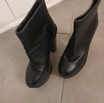 High-heeled ankle boots used, size 38, black