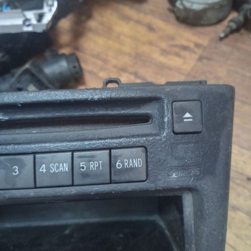 Toyota Yaris radio CD DVD used