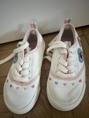 Zara Minnie Mouse παπούτσια νούμερο 26 σαν καινούργια, αθλητικά, άσπρα και ροζ