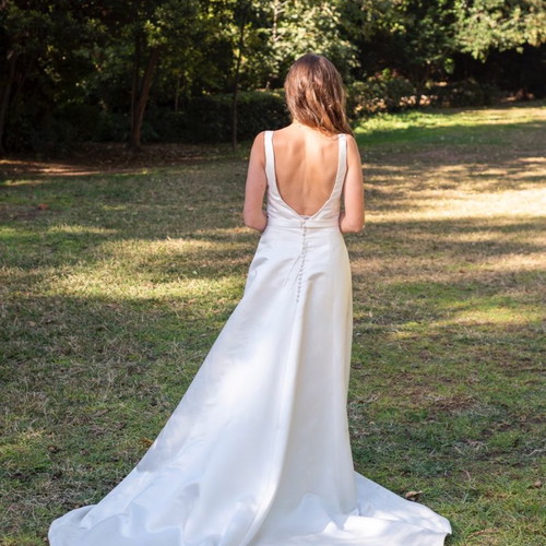 Wedding dress used in ivory color, size S/36/8