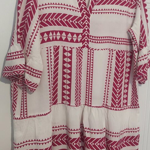 Summer dress new, white and red, fits up to XL