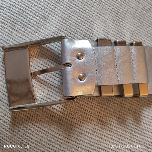 Vintage Versace leather belt silver, like new, size 75