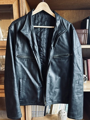 Essebi leather jacket made in Italy, like new, black