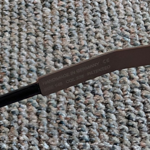 Mykita NO1 Harris shiny graphite/molegr Rawgreen solid sunglasses like new