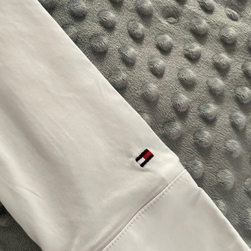 Tommy Hilfiger white shirt like new, slim fit