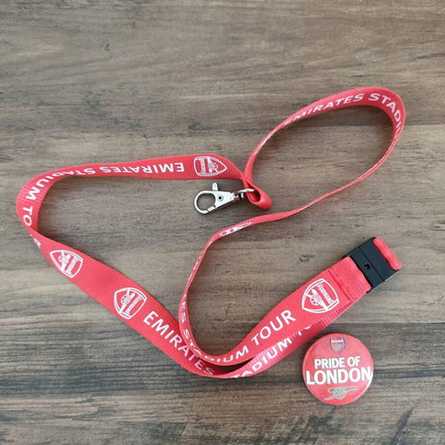Arsenal lanyard and badge like new
