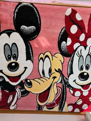 Children's rug Mickey & Minnie mouse like new