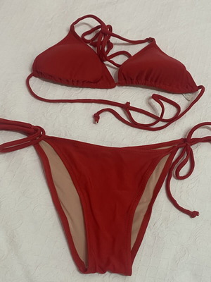 Lovey red bikini used, size S bottom and EU 70B top with removable cups