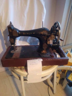 Meister and Singer sewing machines used, vintage 1920-60 with cabinet