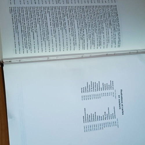 Pluri Dictionnaire Larousse encyclopedia like new, French