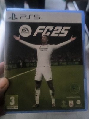 FC25 PlayStation 5 game like new, sports