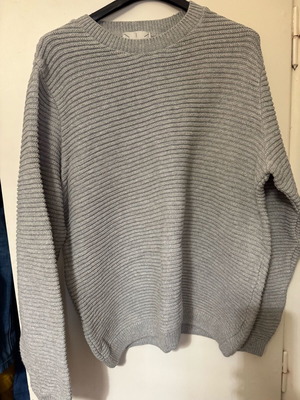 Topman gray sweater like new, size 140 cm for 12-13 years old
